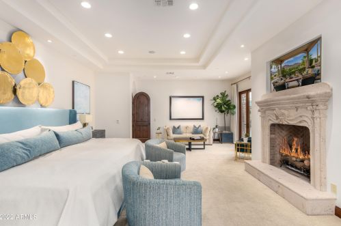 4450 54th St, Phoenix AZ 85018-1905 exterior