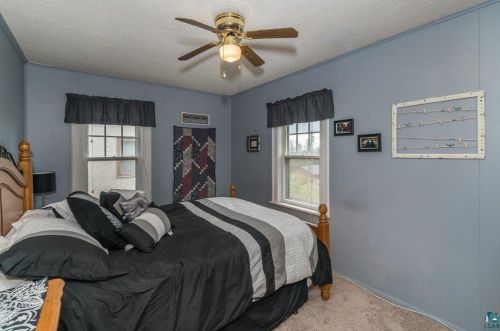 1916 Kent Rd, Duluth MN 55812-1154 exterior