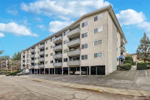 3711 26th Pl, Seattle, WA 98199-2011