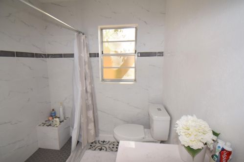 890 Walters Ter, Fort Pierce FL  34983-3987 exterior