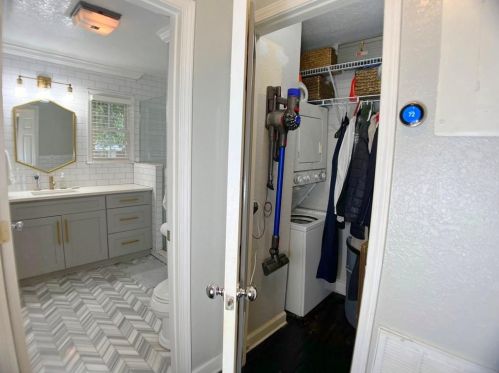 869 Briarcliff Rd, Atlanta GA  30306-4030 exterior