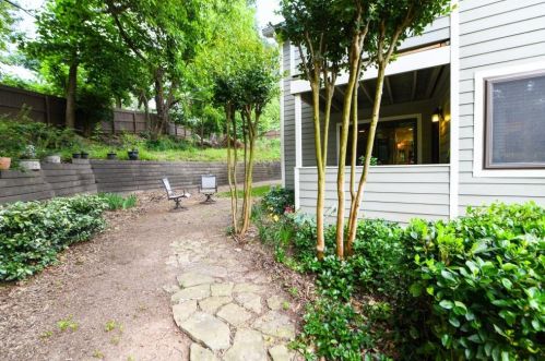 3368 Ivys Walk, Atlanta GA 30340-4042 exterior