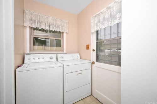 13809 Ibbetson Ave, Bellflower CA 90706-2522 exterior