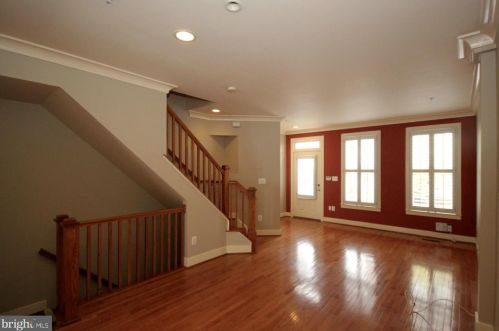 2831 11th St, Arlington VA  22201-2889 exterior