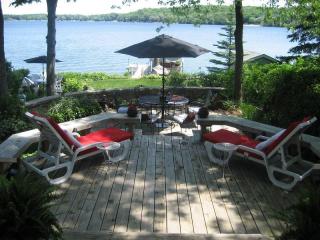 1515 Milwaukee St, Delafield, WI 53018-1905