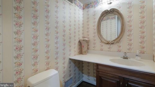 140 Steele Way, Huntingdon Valley PA 19006-3114 exterior