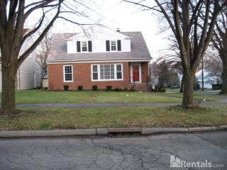 14393 Carroll Blvd, Cleveland OH  44118-4601 exterior