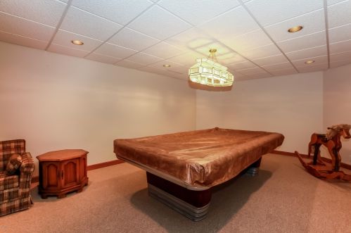 2425 58 St, Fennville MI 49408-8417 exterior