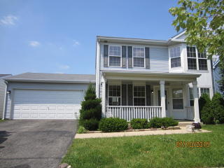 1100 Symphony Dr, Aurora IL  60504-5501 exterior