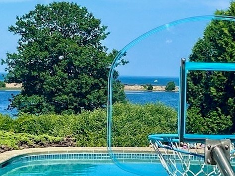 58 Eastern Pt Blvd, Gloucester MA 01930-4405 exterior