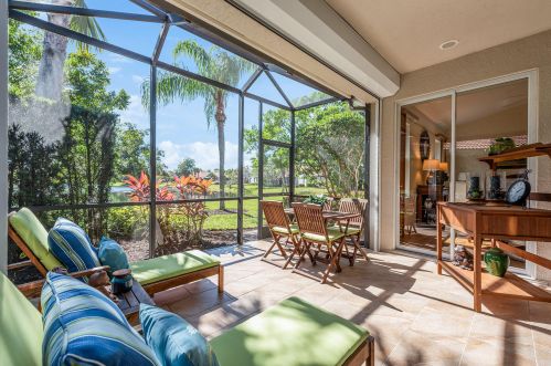 8472 Bent Crk Way, Naples FL 34114-9421 exterior