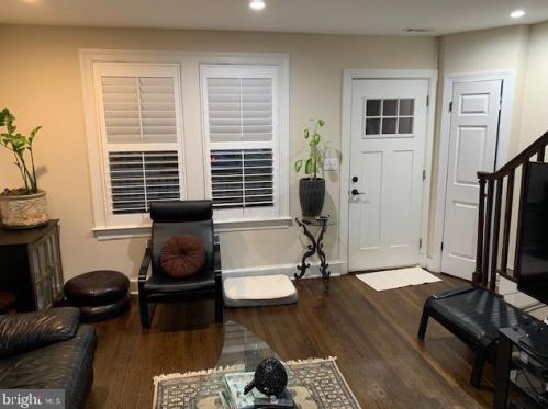 2314 Huidekoper Pl, Washington DC  20007-1824 exterior