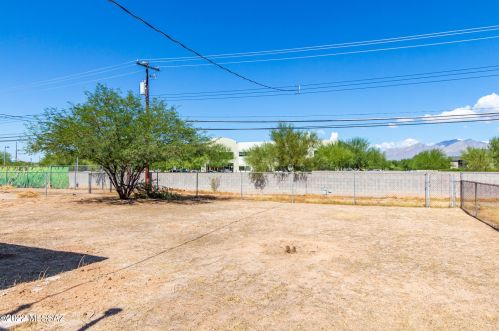 3961 26 St, Tucson AZ 85711-5644 exterior