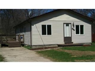 529 Sheldon St, Algonac MI  48001-1242 exterior