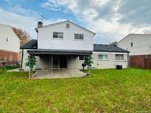 615 Norborne Ave, Dearborn Heights MI  48127-3761 exterior