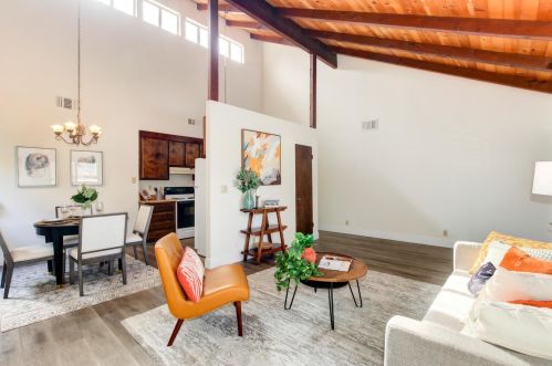 1314 Marina Cir, Davis CA 95616-2728 exterior