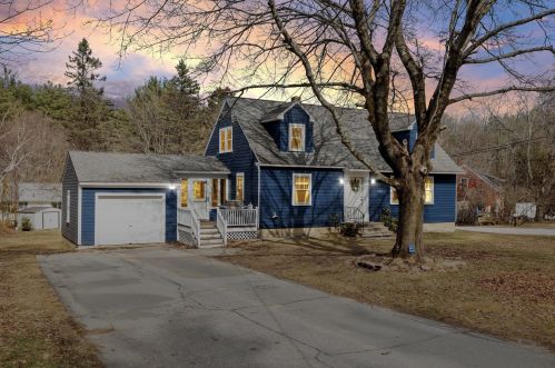 143 Littleworth Rd, Dover, NH 03820-4369