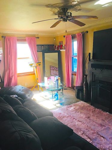 4054 71, Milwaukee WI 53220-2304 exterior