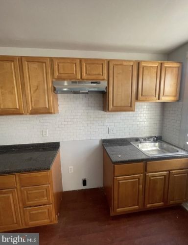 2602 61st St, Philadelphia PA  19142-3514 exterior