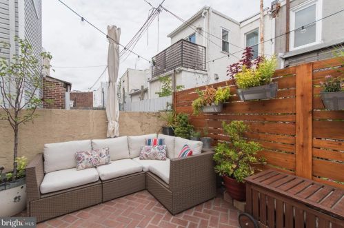 2222 Gaul St, Philadelphia PA 19125-2912 exterior