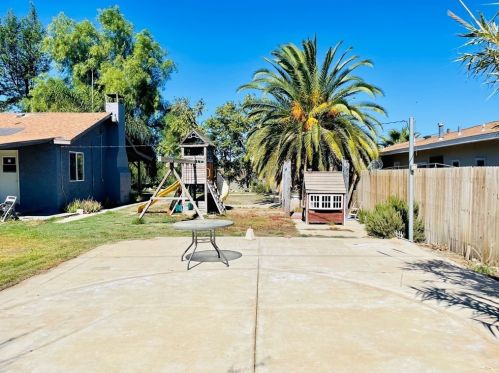 21515 Olive Ave, Perris CA 92570-8219 exterior