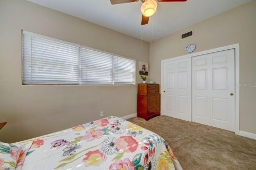 825 Riv Dr, Tampa FL 33617-7864 exterior