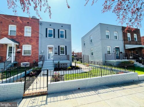 4533 Eads Pl, Washington DC  20019-4764 exterior