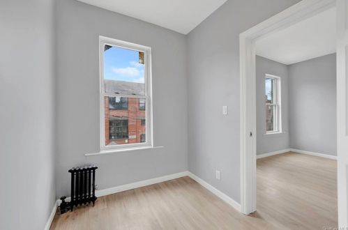 11 Cortlandt St, Mount Vernon NY 10550-2700 exterior