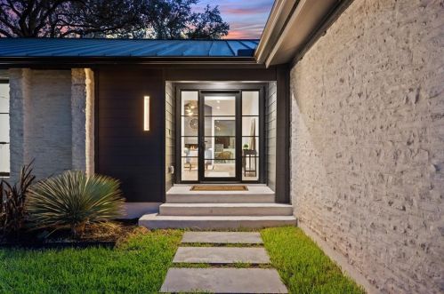 4211 Burney Dr, Austin TX 78731-1207 exterior