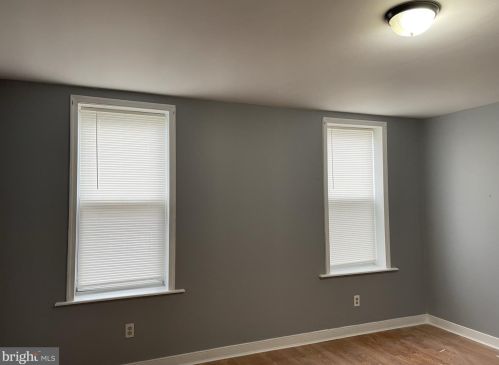 831 4 St, Camden NJ 08102-2634 exterior