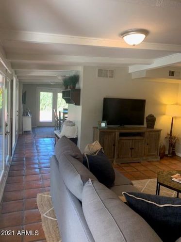 8332 10th Ave, Phoenix AZ  85021-5511 exterior