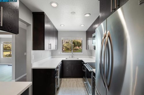 359 Scottsdale Rd, Concord CA 94523-5113 exterior