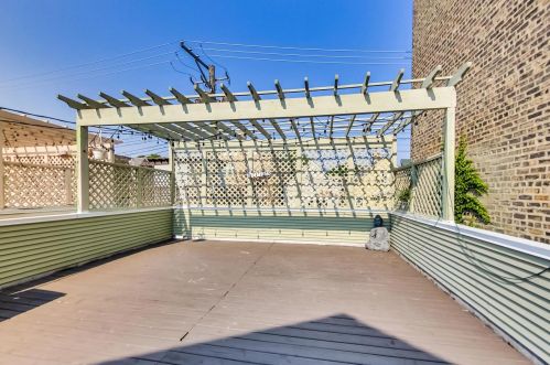 5056 Claremont Ave, Chicago IL  60625-1810 exterior