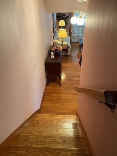 607 Brookhaven Ln, Woonsocket RI 02895-2767 exterior