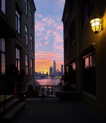 518-530 Gregory Ave, Union City NJ  07086-5706 exterior