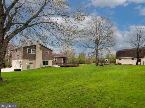 2511 Meetinghouse Rd, Jamison PA 18929-1157 exterior