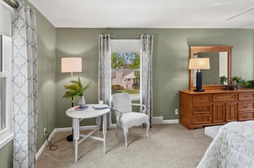 7131 Auburn Ave, Milwaukee WI 53213-3116 exterior