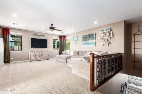 150 Horseshoe Dr, Chandler AZ 85249-4276 exterior