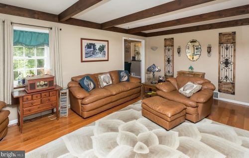 236 Pennell Rd, Media PA 19063-5957 exterior