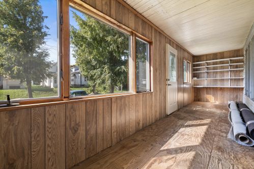 2154 69, Milwaukee WI 53219-2905 exterior