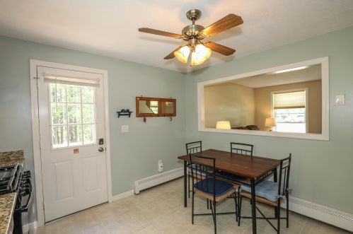 7 Whittaker Cir, Concord NH 03303-1589 exterior