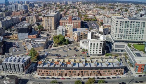 654 13 St, Philadelphia PA 19123-2427 exterior