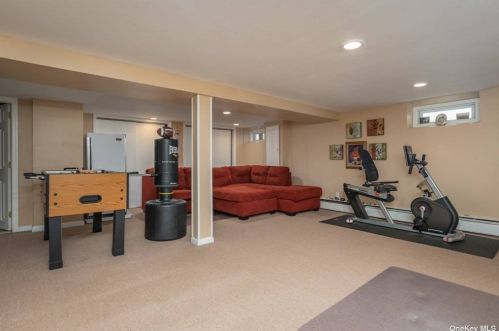 877 Edwards Blvd, Valley Stream NY exterior