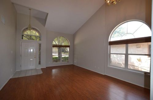 4524 Destinys Gate Dr, Austin TX  78727-2623 exterior