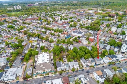 167 Hamilton St, New Brunswick NJ 08901-1806 exterior