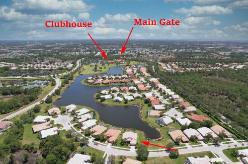 410 Aqua Vista Ln, Fort Pierce FL  34986-2645 exterior