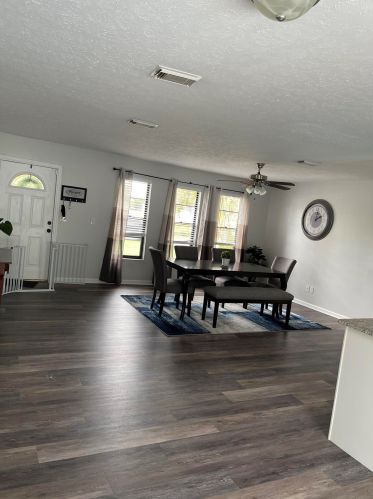 2625 Monterrey Ln, Fort Pierce FL 34953-2032 exterior