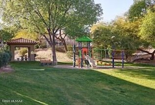 5751 Kolb Rd, Tucson AZ  39204-0871 exterior