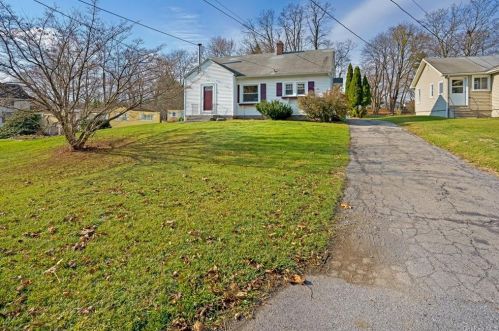 15 School St, Poughkeepsie, NY 12601-1234