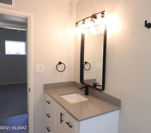 4508 Water St, Tucson AZ 85719-3337 exterior